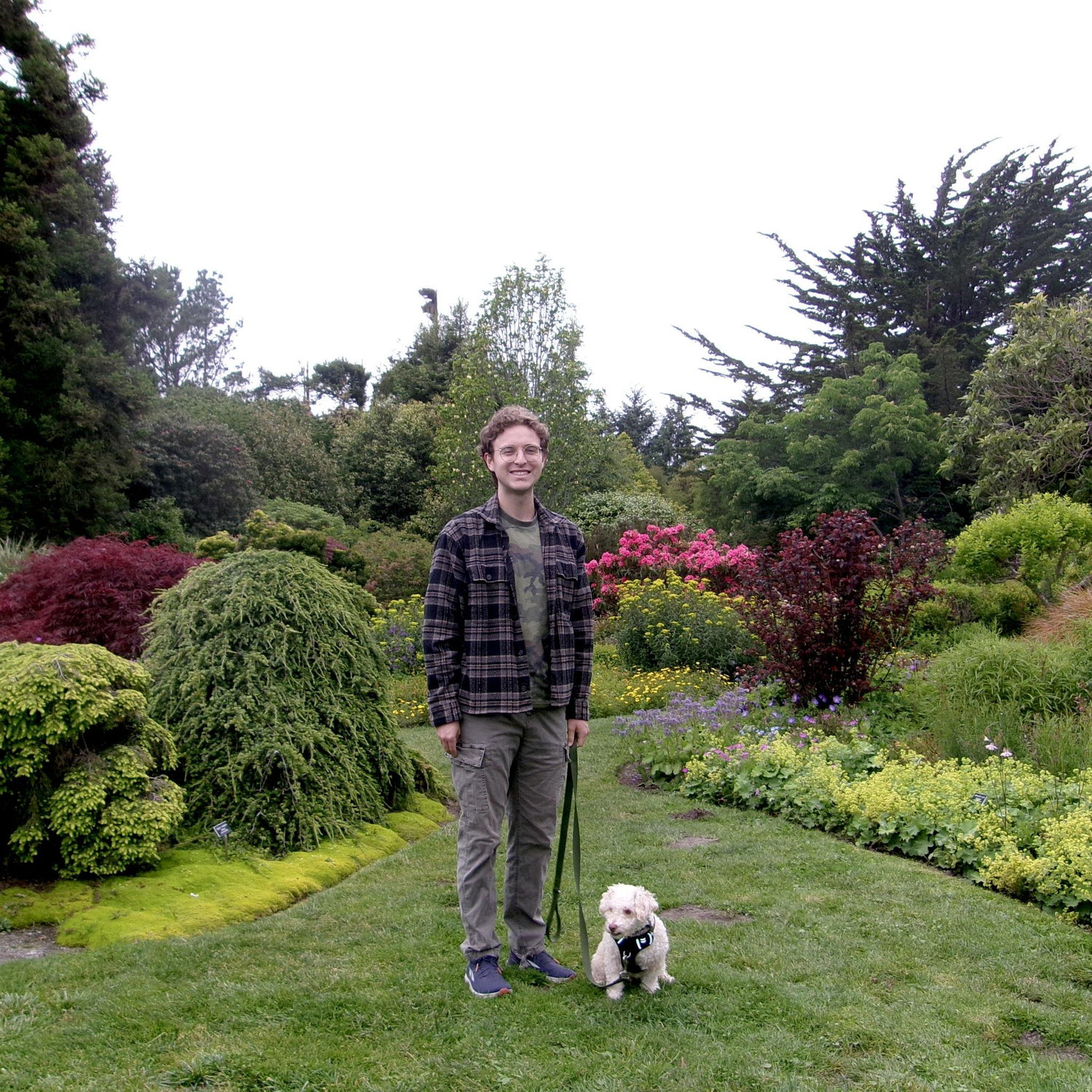 Tristan and Goose in Mendocino Coast Botanical Gardens (2026)