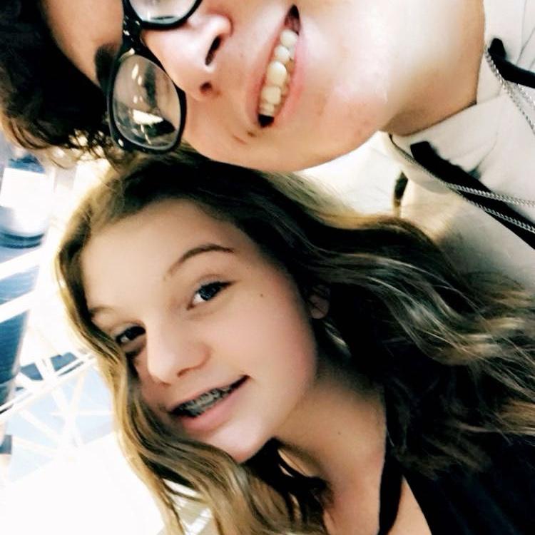 Lunchroom dates!