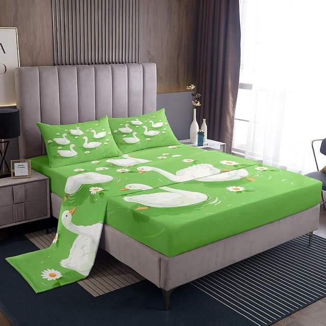 Erosebridal Cartoon Goose Bed Sheets Set King Size for Kids Teens Adults,Floral Animal Sheet Set,Groovy Flower Sheets,Farmhouse Wildlife Flat Fitted Sheet with 2 Pillowcases Deep Pockets
