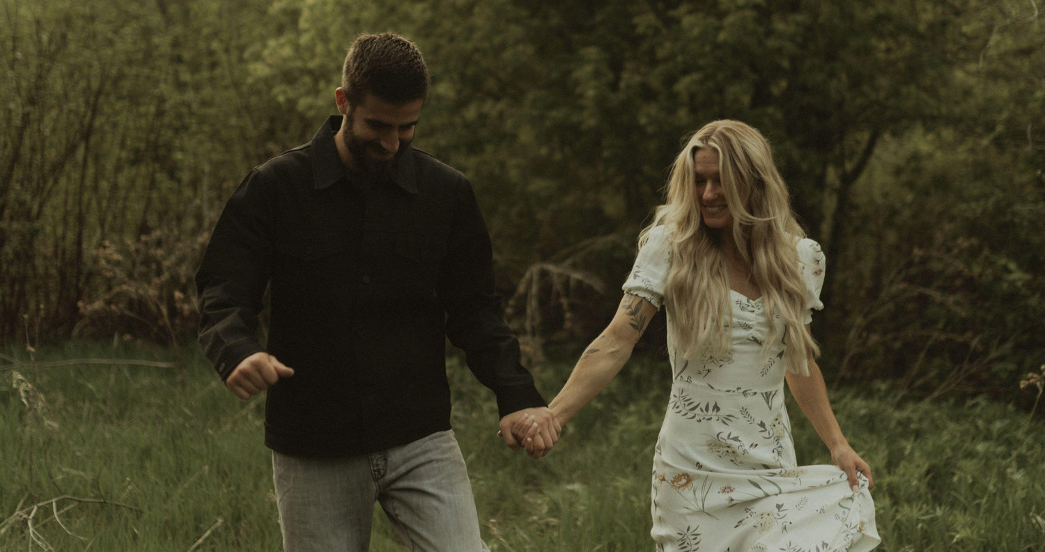 The Wedding Website of Savannah Surrage and Hogan DeSpain