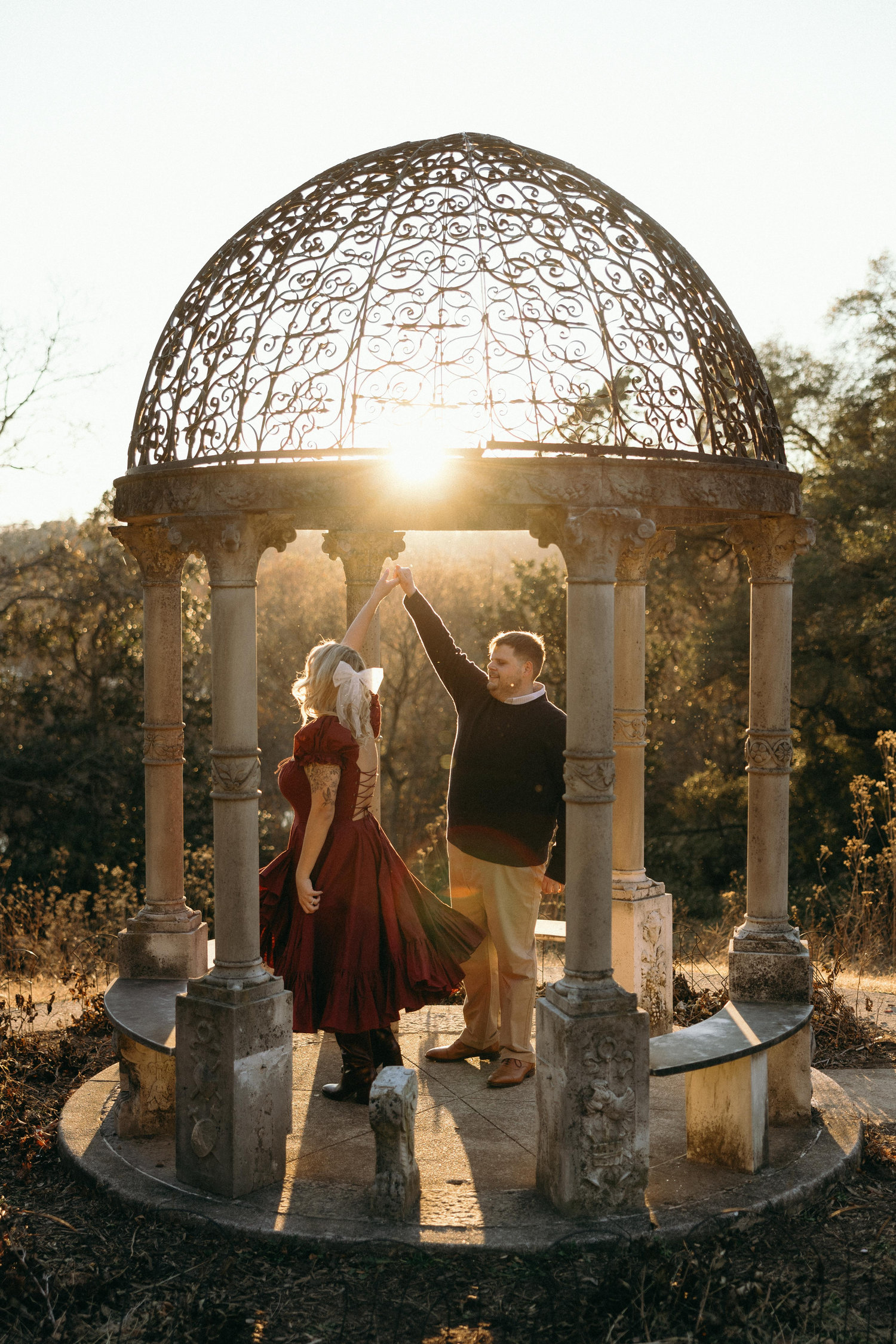 The Wedding Website of Genevieve Heller and Russell Carl