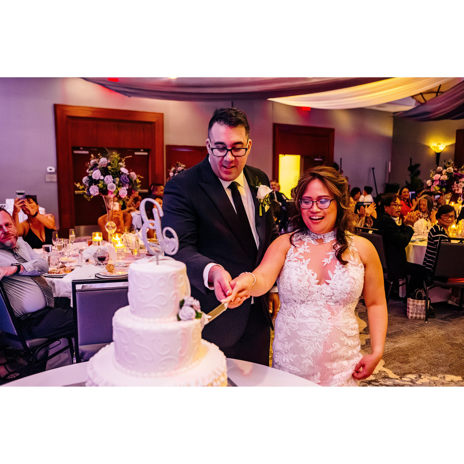 Wedding Cake cutting