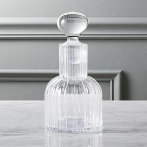 sebastian decanter