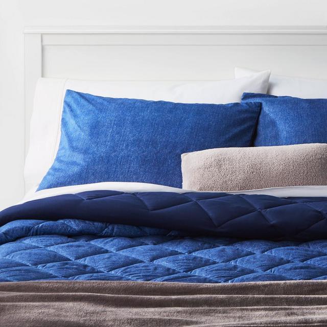King Solid Microfiber Bed Set Navy - Room Essentials™