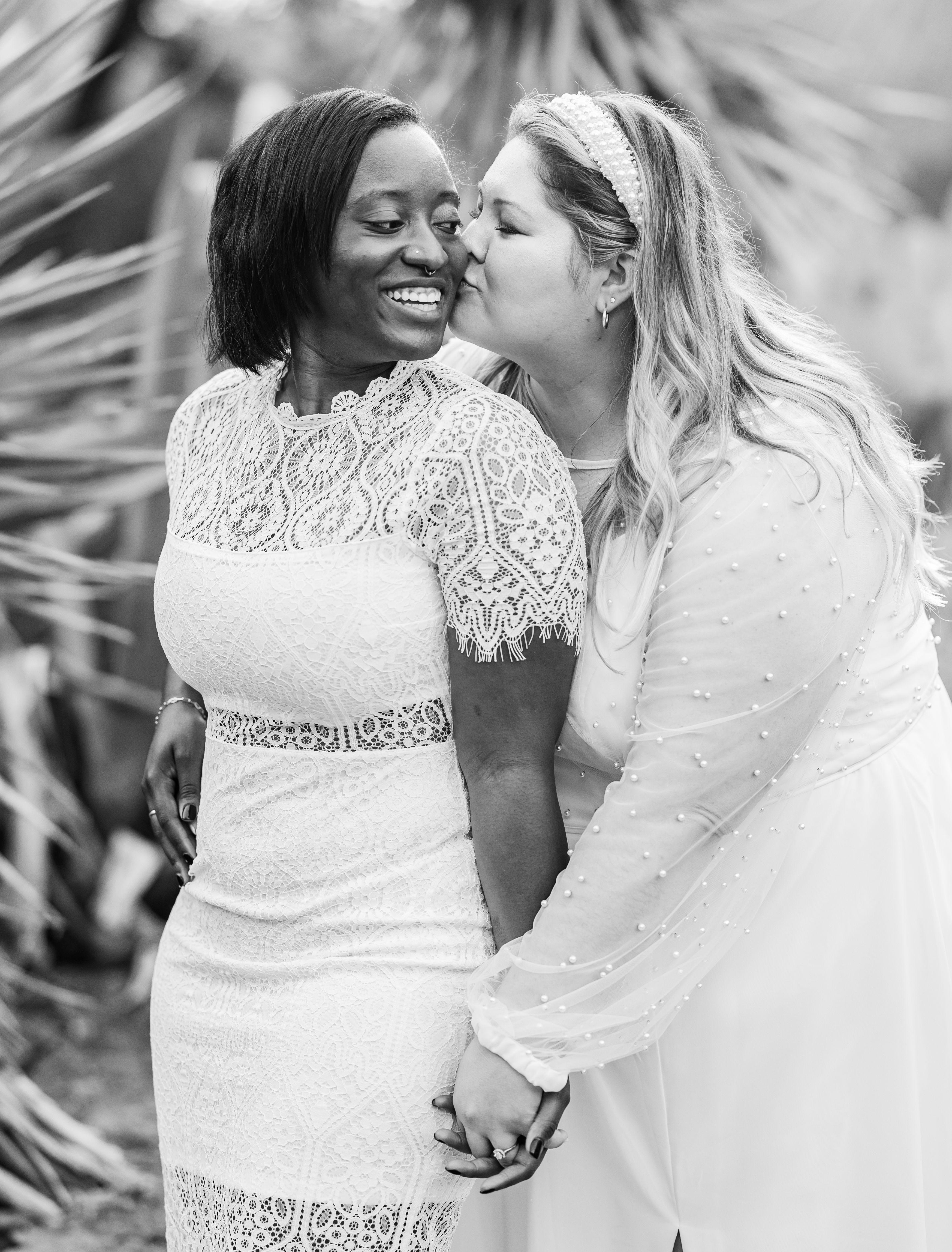 The Wedding Website of Leilah Barnes and Marissa Vessels