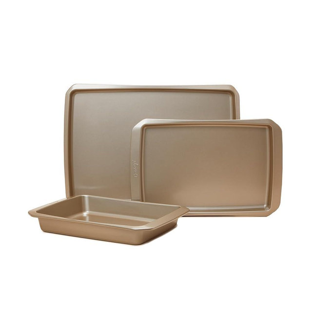 Cravings Bake-Anything 3-Piece Sheet Pan Set, Nonstick Steel Baking Sheets for Pizza, Cake, and Cookie Baking, Oversized, Medium, and Small Pans – Kitchen Essentials by Chrissy Teigen