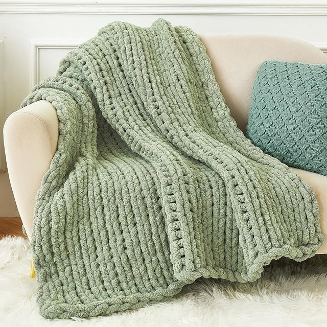 Admitrack Chunky Knit Blanket Throw, 100% Hand Knit Chenille Throw Blanket for Sofa & Home Decor, Soft and Cozy Knitted Throw Blankets (Sage Green, 60"x80")