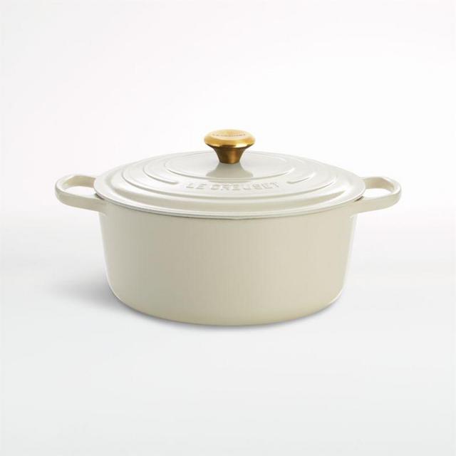 Le Creuset ® Signature 7.25 qt. Round Cream Dutch Oven with Lid