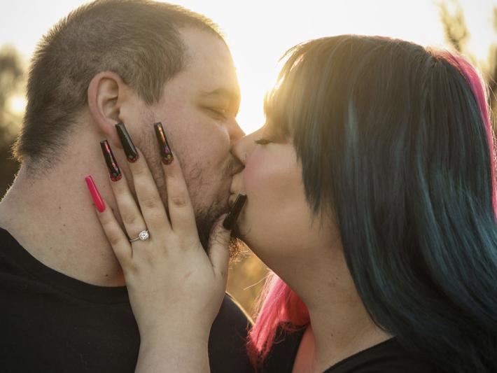 The Wedding Website of Alyson Broad and Dale Hammer