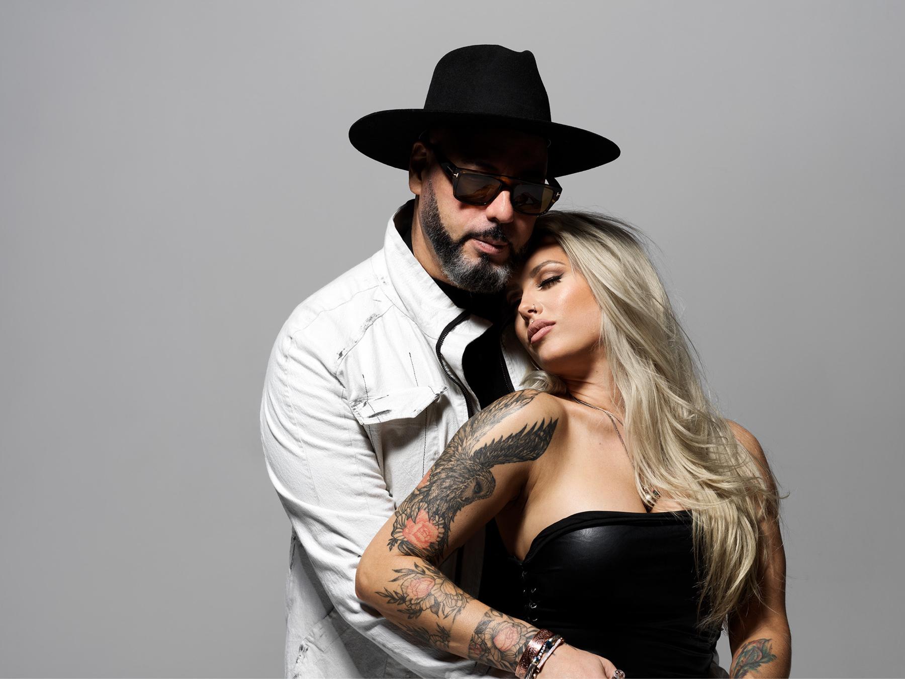 The Wedding Website of Kristen Knight and Roger Sanchez