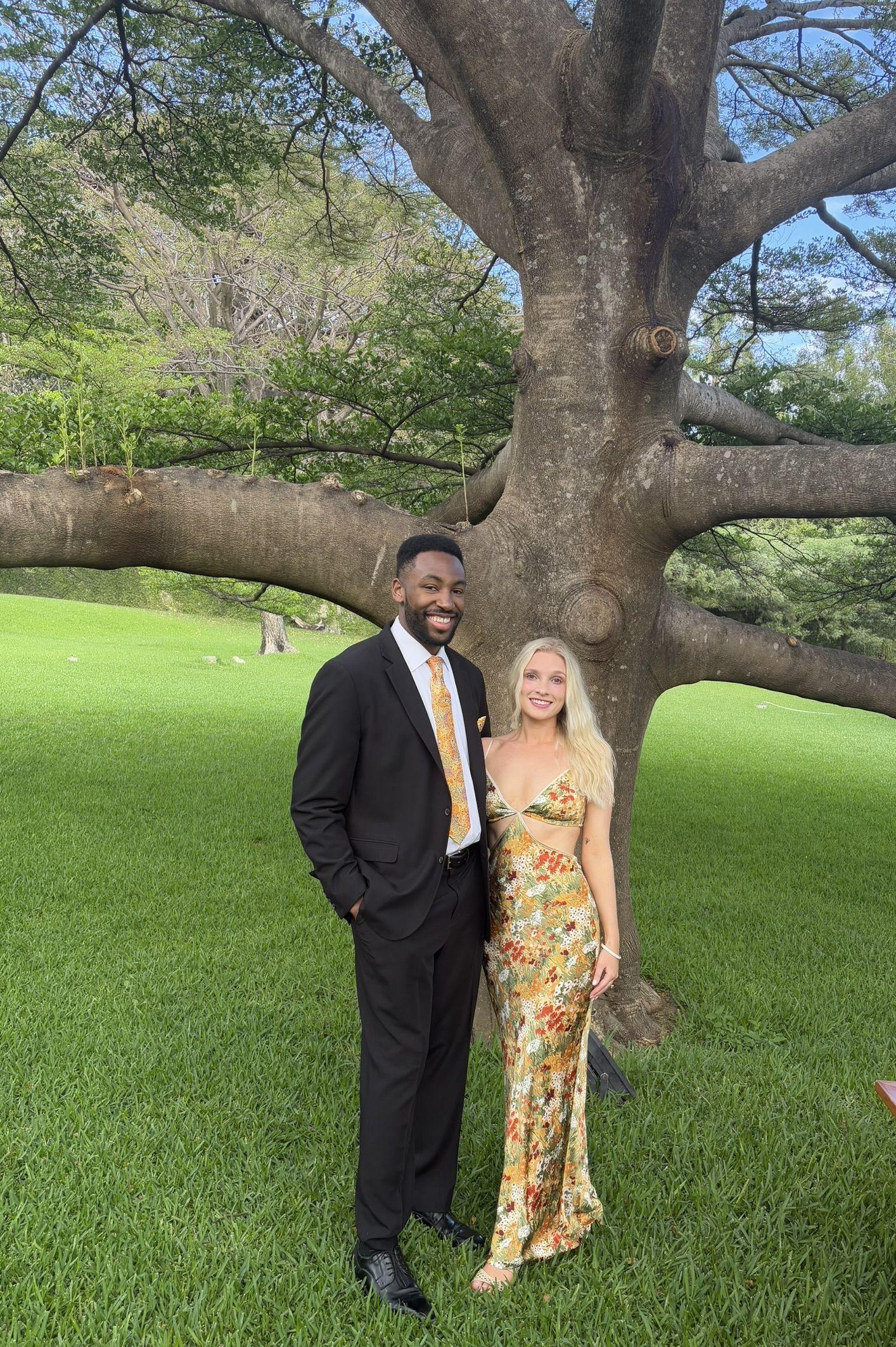 The Wedding Website of Jeremiah Hobbs and Sarah Smith