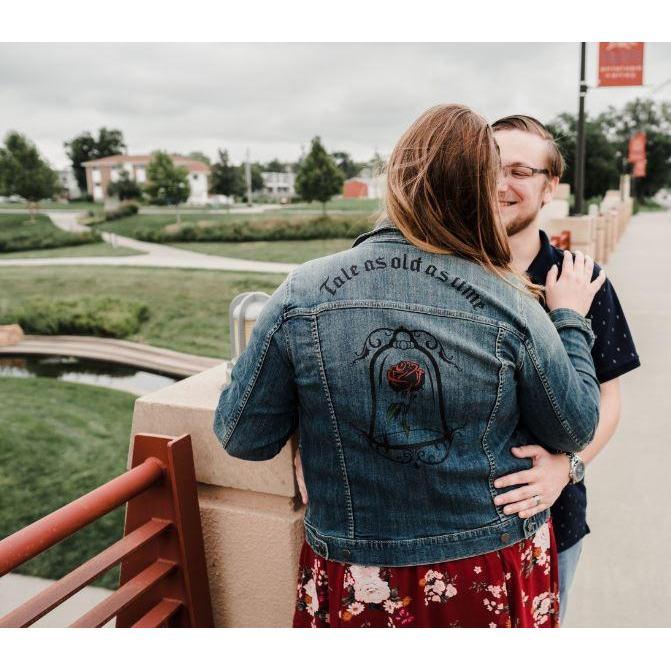 Engagement Photos!
(Fun Fact: This is the very spot he proposed!)