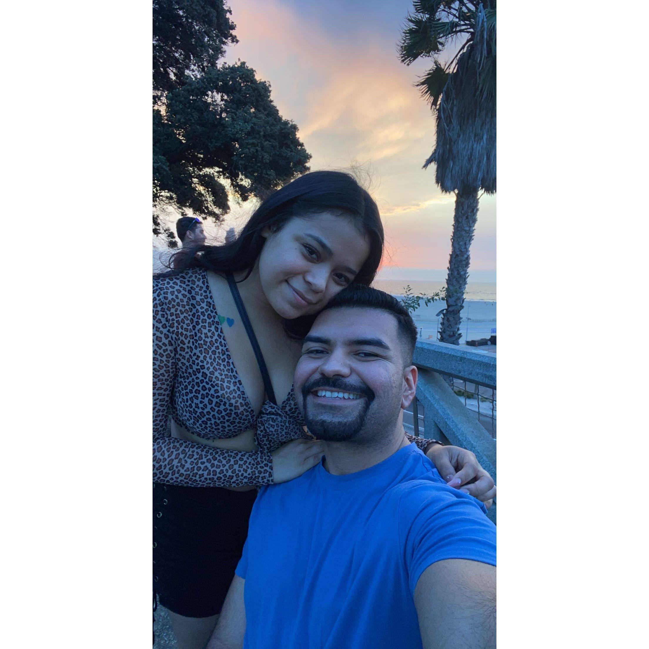 We decided to spend the evening at the beach, watching the sunset. We found ourselves singing along to Sam Hunt's song in sync, carefree and happy. It was one of those rare, perfect moments.