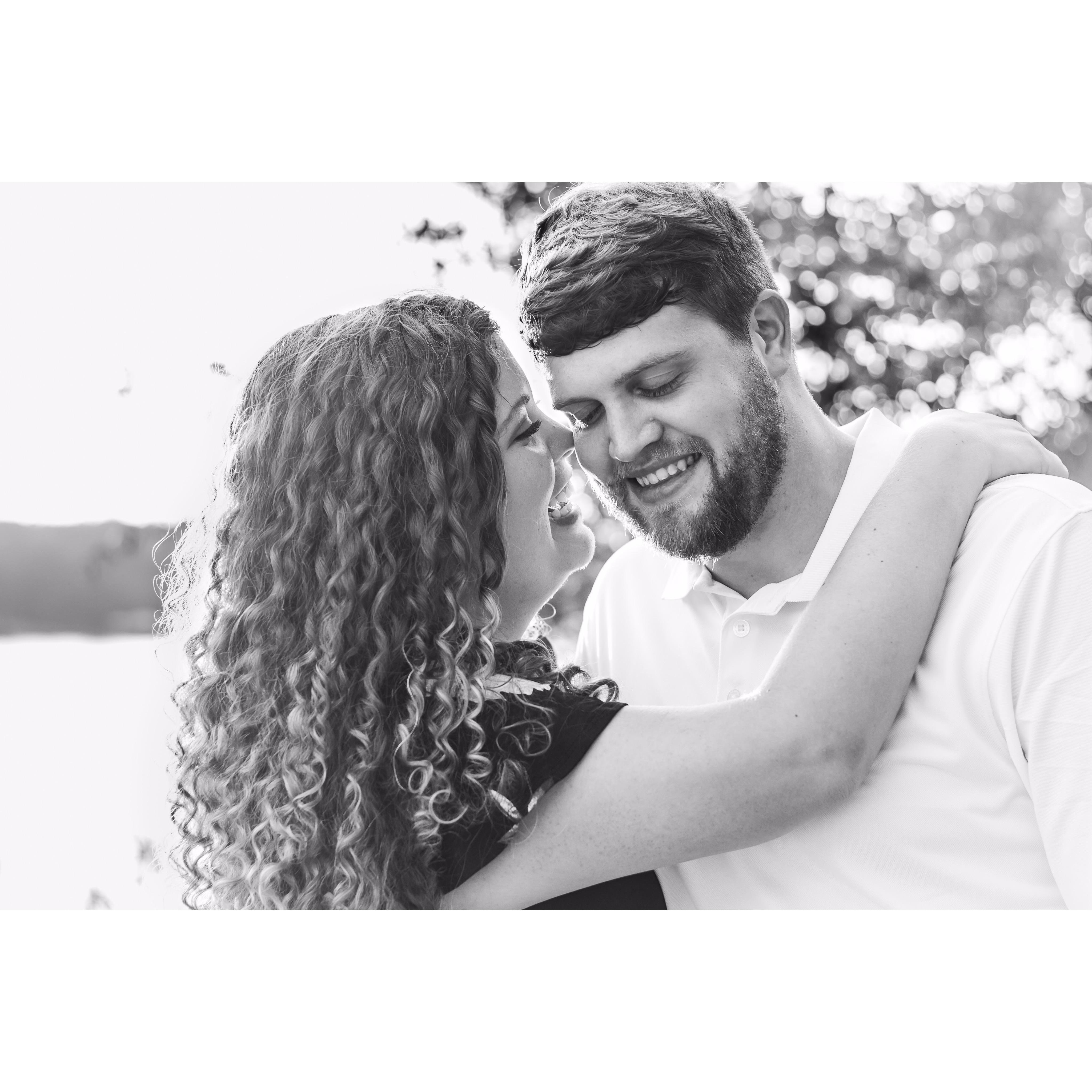 I thought Hunter was gonna propose on the dock at the lake house on this day...