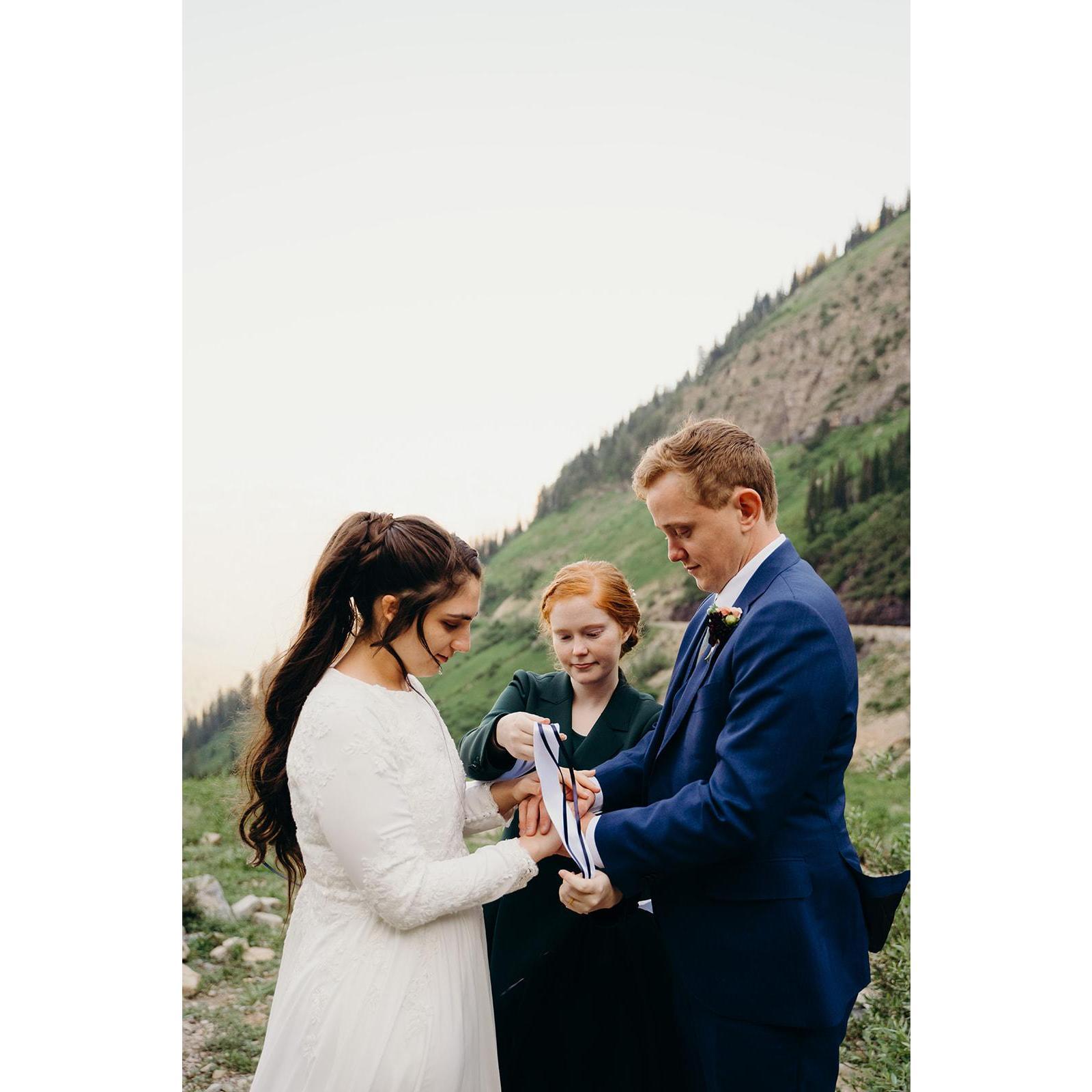 Hand fasting ceremony