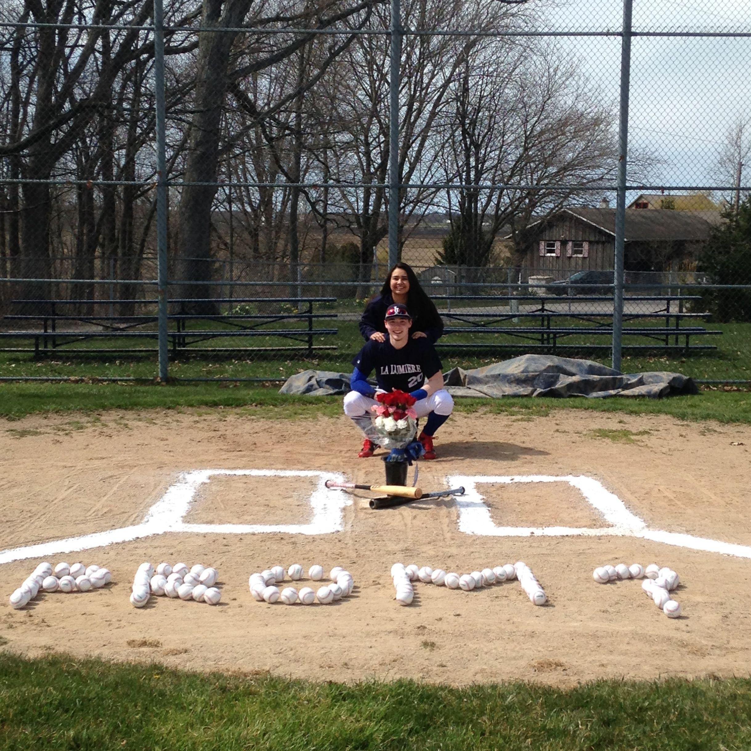 Jon asking Reyna to Senior Prom - May '18