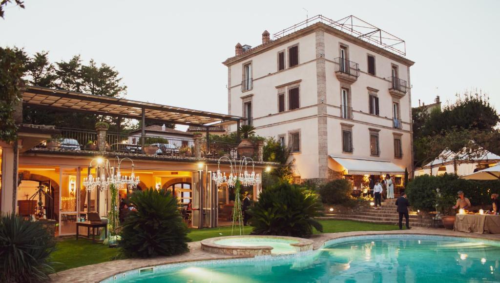 The Wedding Website of Bailey Fish and Bobby Ferrer