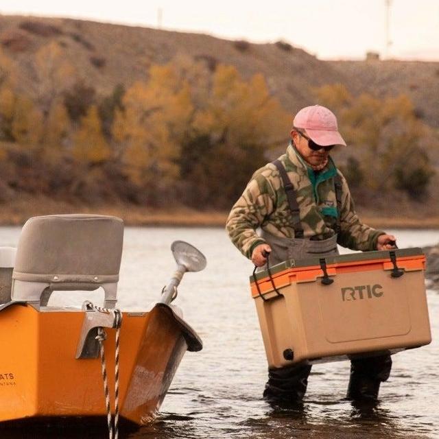 52 QT Ultra-Light Cooler