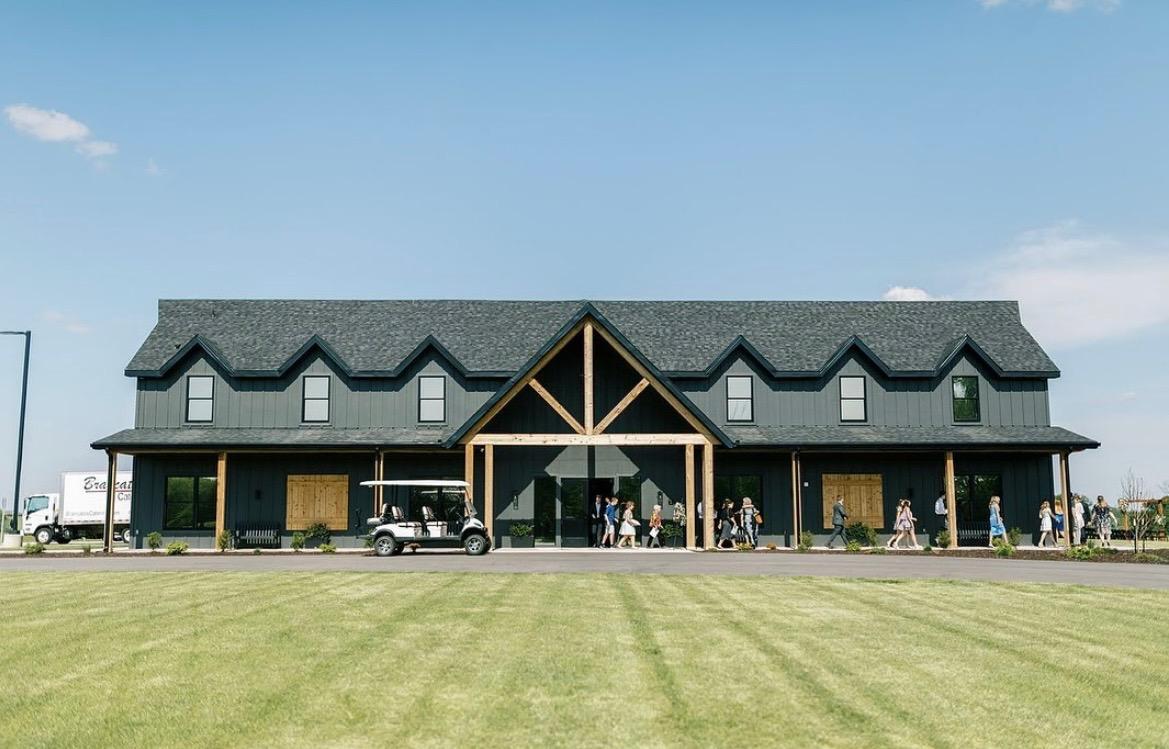 The Wedding Website of Tiffany Clawson and Michael Mullally