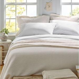 Queen Size Matelassé Coverlet | Sea Salt