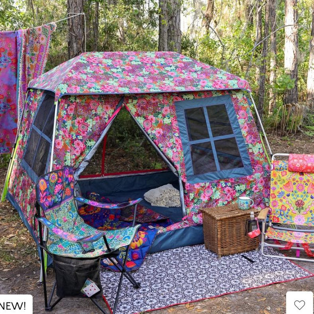 Cozy Cottage Camp Tent - Pink Painted Garden