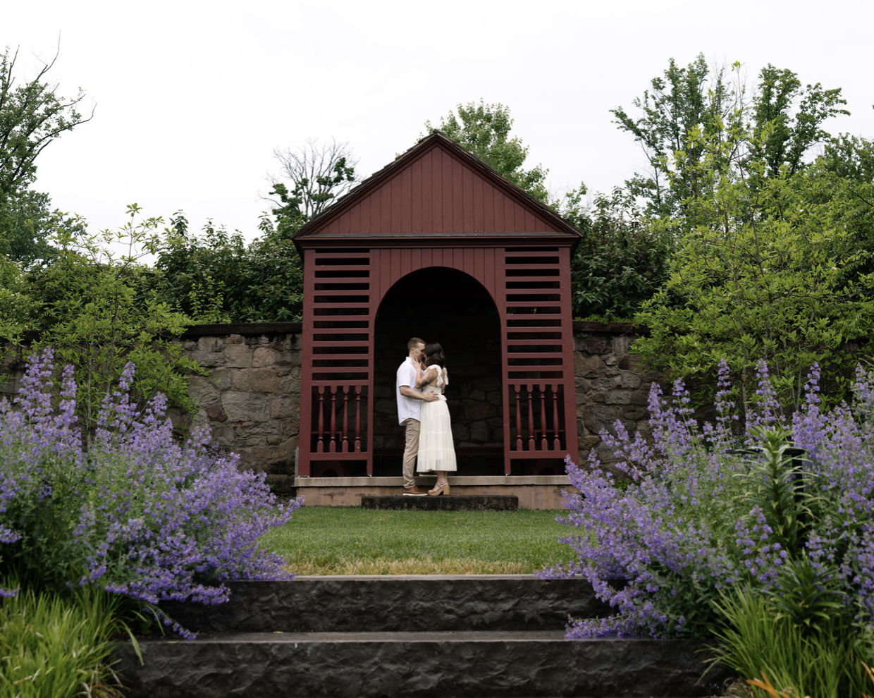 The Wedding Website of Chelsea Hancock and Austin Minnich
