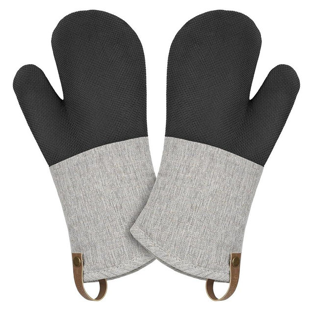 Cuisinart Heritage Kitchen Oven Mitts – Heat-Resistant Kitchen Mitts for Oven with Non-Slip Neoprene Palm, Long Cuff, and Cotton Filling – Durable Oven Gloves for Cooking, Baking, & Grilling