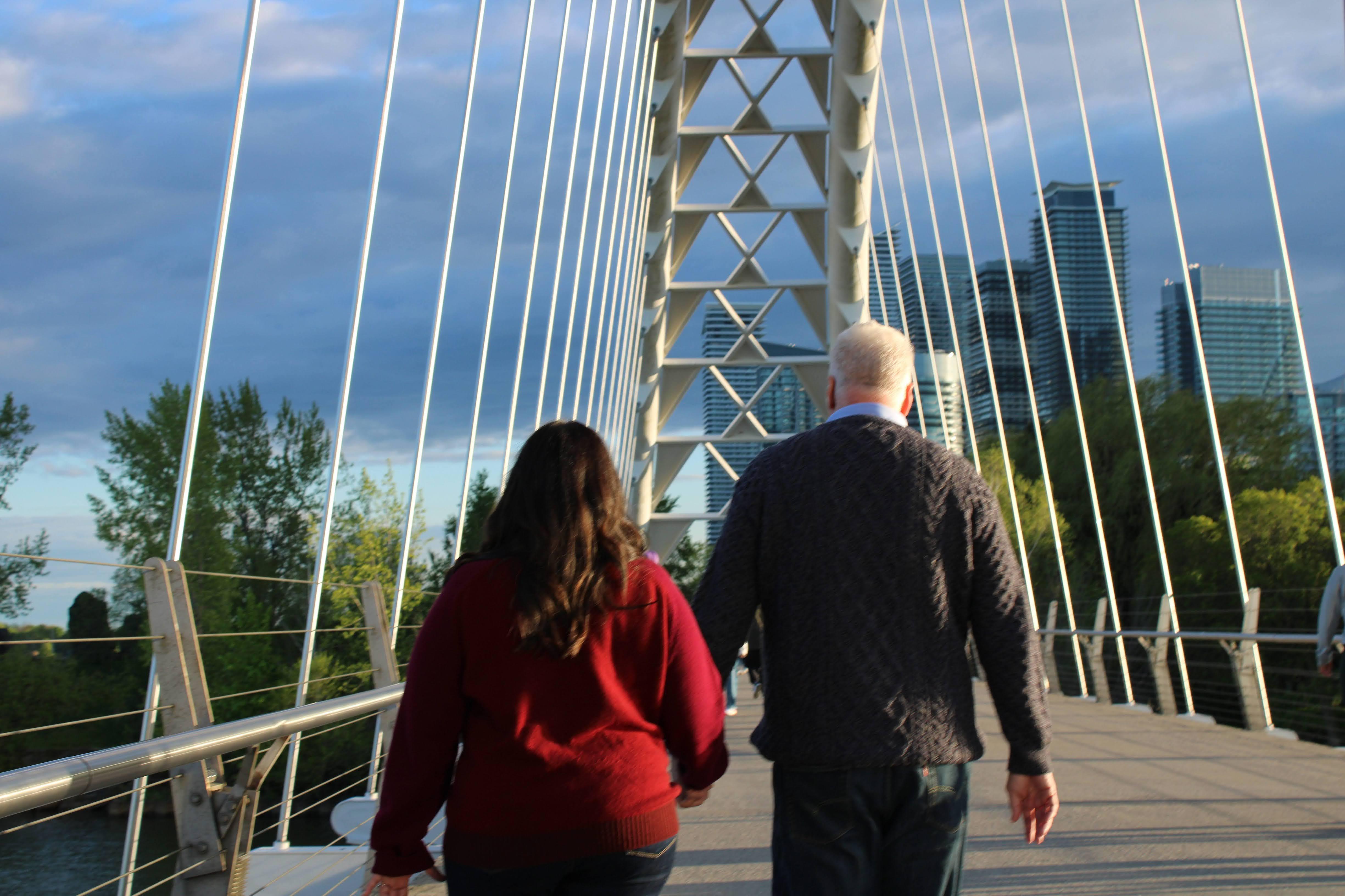 The Wedding Website of Juliana Petrovic and Frank Cassellis