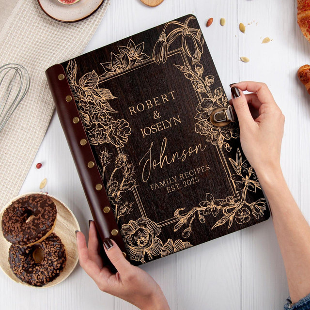 Family Recipe Book Binder Personalized Bridal Shower Gift for Daughter in Law Wooden Cookbook Binder Anniversary Gift for Wife Baking Gifts