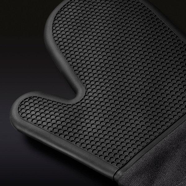 HexClad Hybrid Cookware Oven Mitt - Thumbnail 5