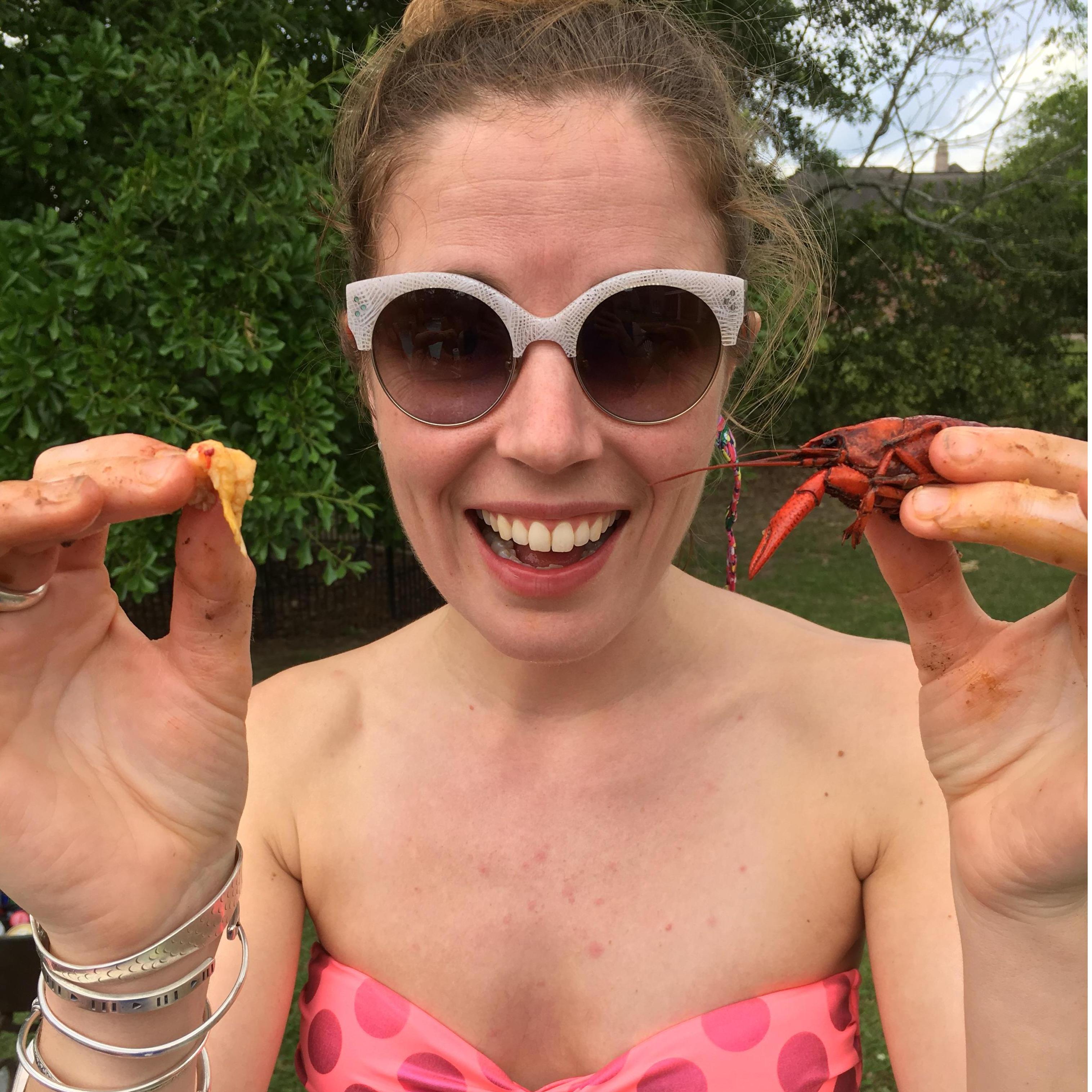 My first backyard crawfish boil...it was also a pool day (2017). I am now a BIG crawfish fan !