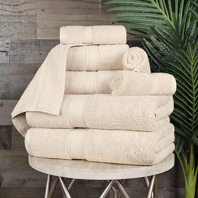  Luxury White Bath Towel Set - Combed Cotton Hotel Quality  Absorbent 8 Piece Towels, 2 Bath Towels 700GSM, 2 Hand Towels, 4  Washcloths [Worth $72.95] 8Pc