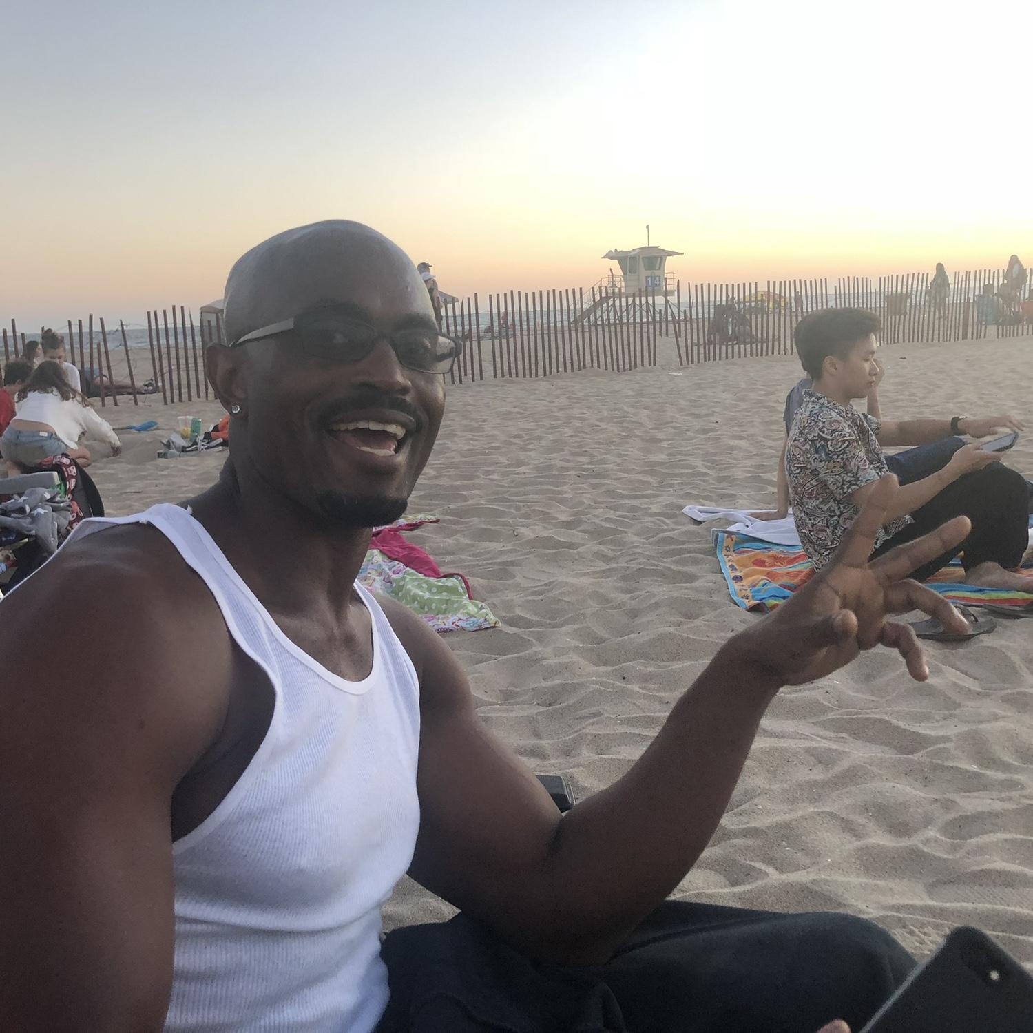 Movie on the beach…. HUNTINGTON BEACH Sunset 🌅