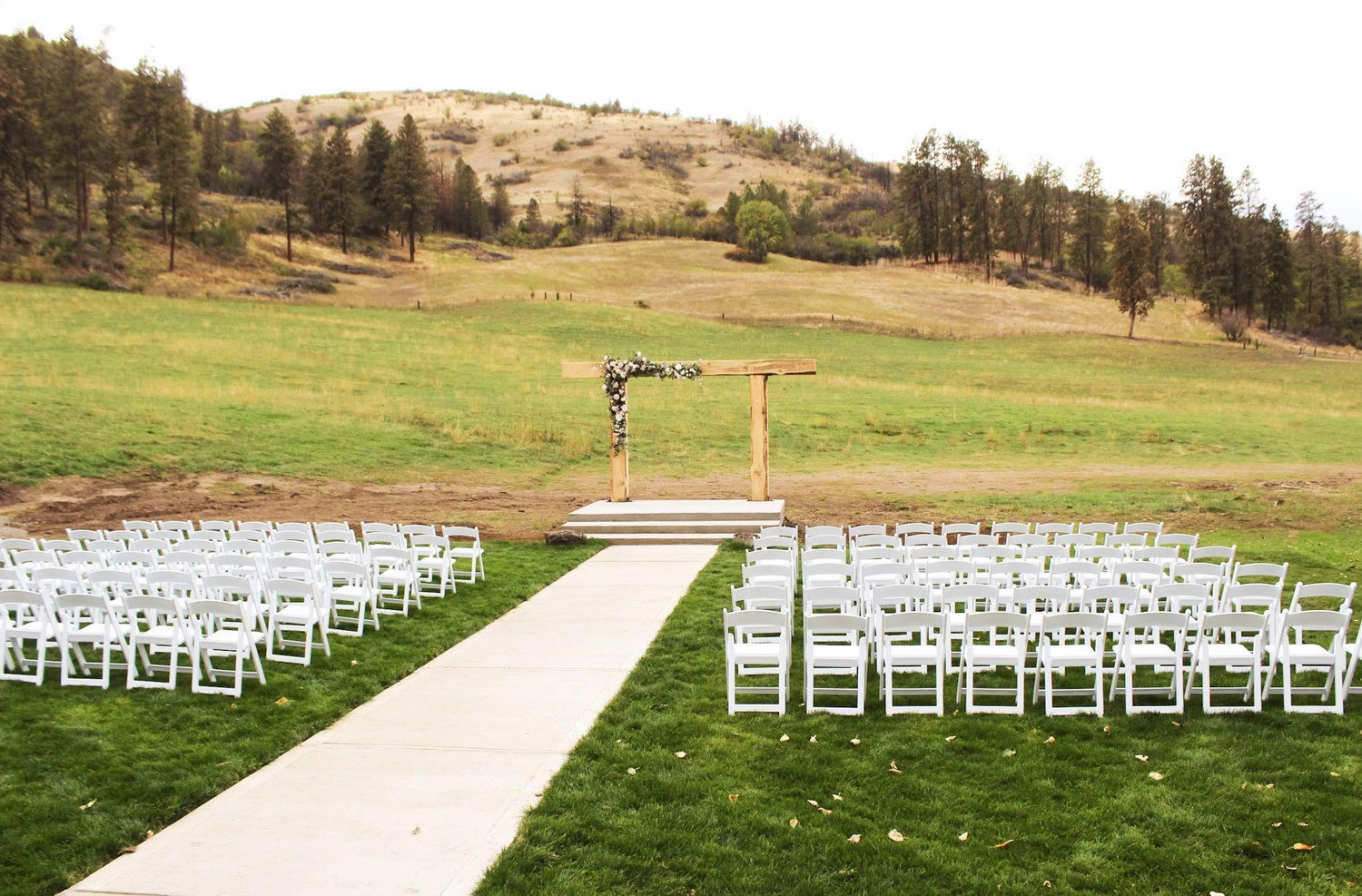 The Wedding Website of Gillian Chambers and Jonty Wilson