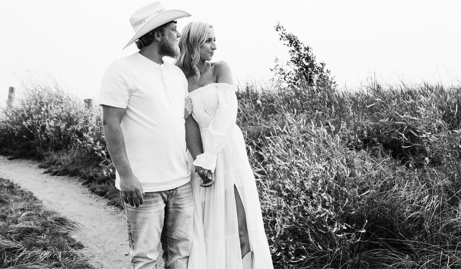 The Wedding Website of Hannah Metz and Connor Gilge