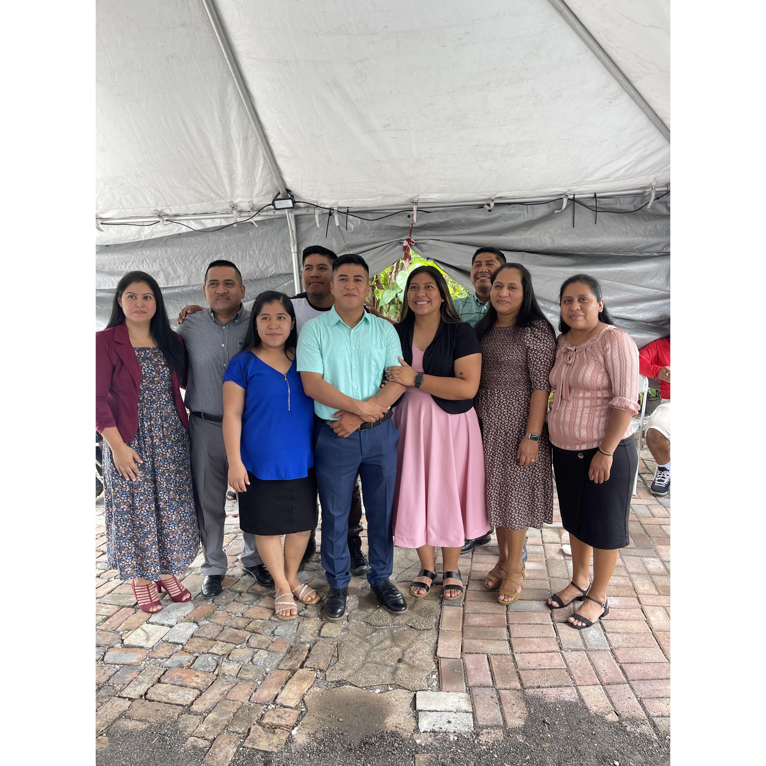 Familia de el Novio/ Family of the Groom
