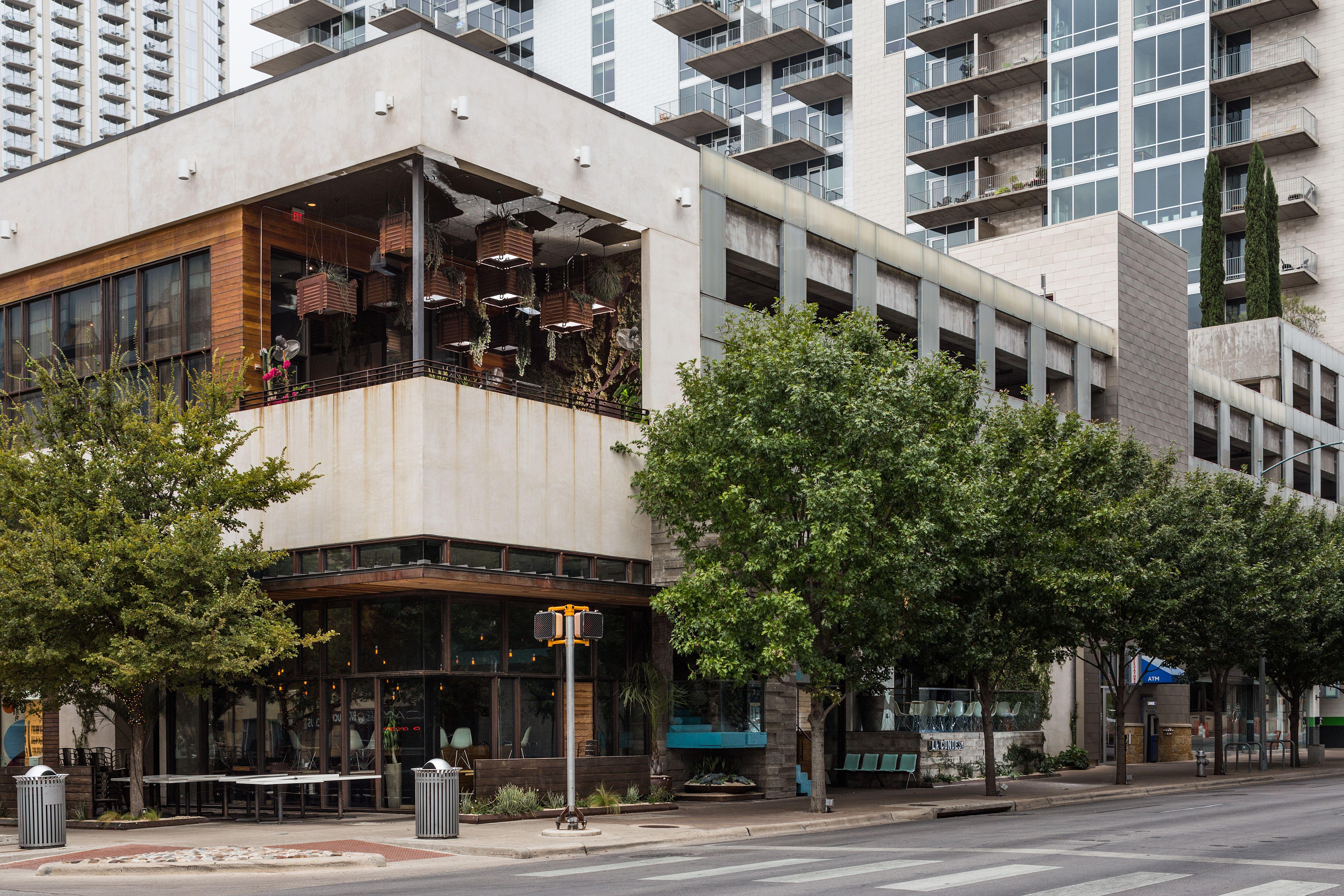 The Wedding Website of Jessica Yates and Brian Bales