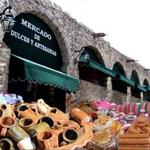 Mercado de Dulces y Artesanias