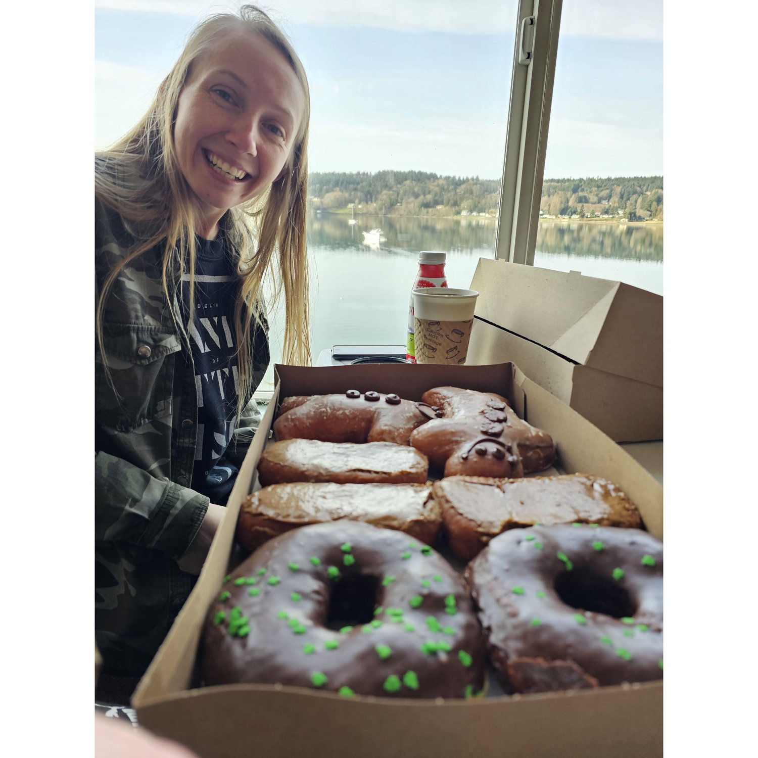 Sierra's first trip to Stephen's childhood town, with their famous Sluy's Donuts.
#WashingtonMar2023