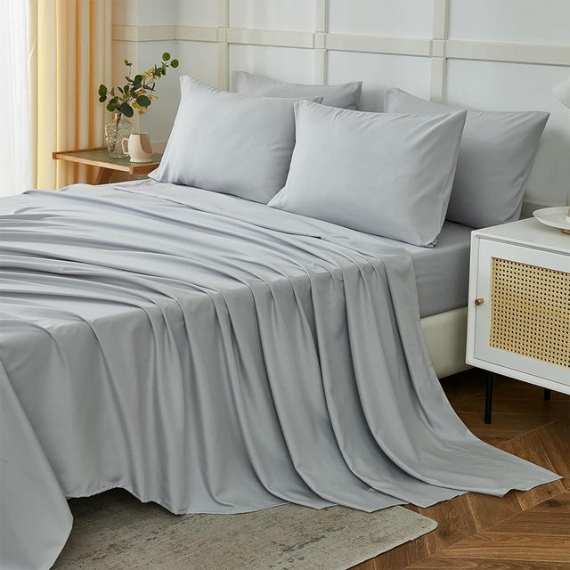 ILAVANDE King Size Sheets Set 6 Piece,Hotel Luxury Super Soft 1800 Series Microfiber Grey Bed Sheets King Set-Wrinkle Free & Breathable-14 Deep Pocket Sheets for King Size Bed(King,Light Grey)