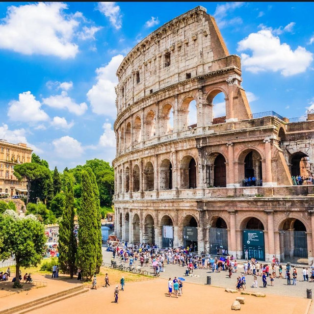 Colosseum, Roman Forum, & Palatine Hill Guided Tour
