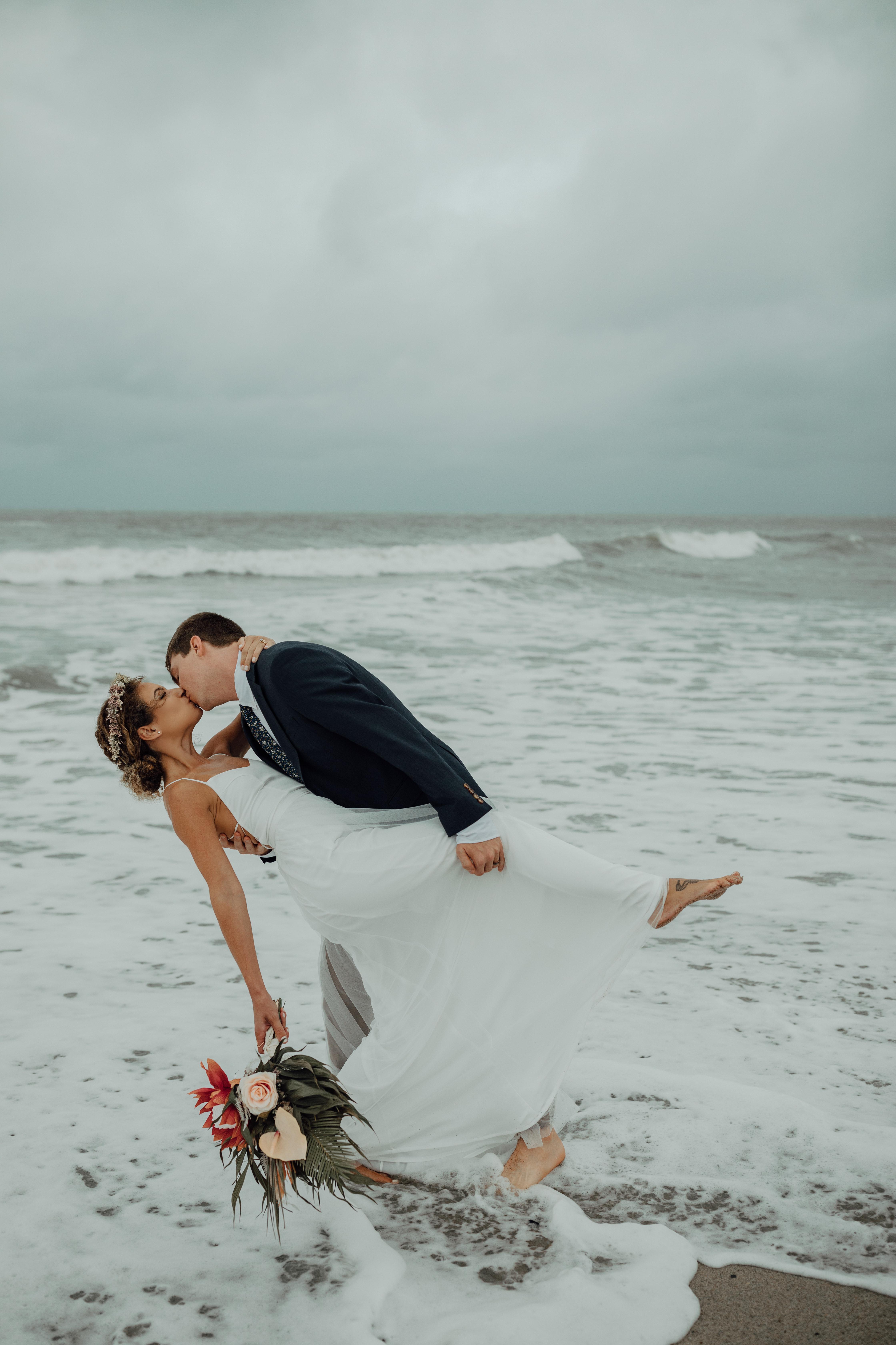 The Wedding Website of Erin Froelich and Christopher Ofeldt