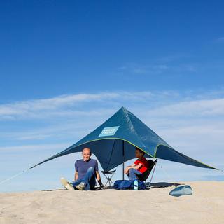 Shade Caster 2-Person Sunshade