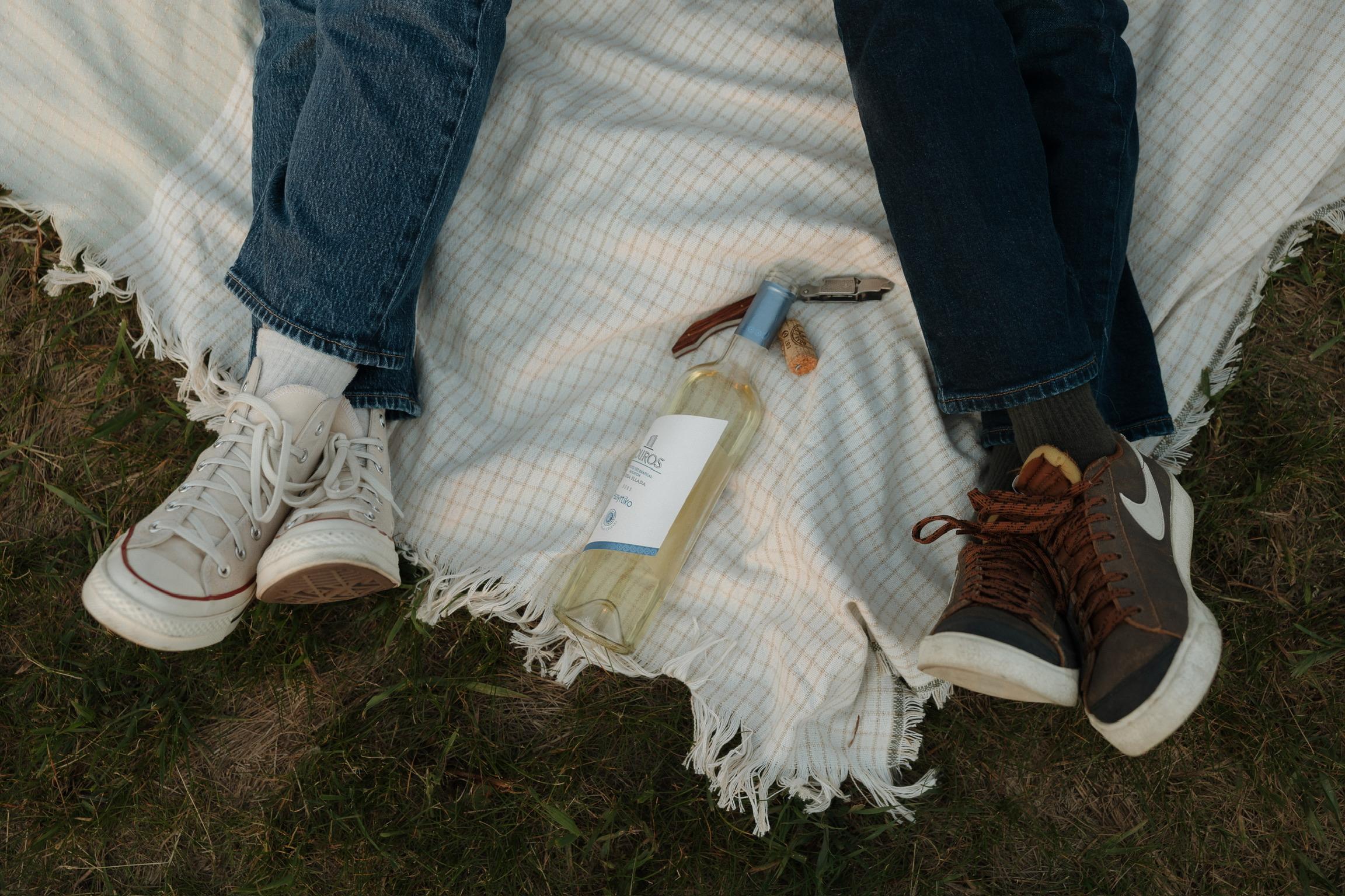 The Wedding Website of Jenny Mayhugh and Devin Bembnister
