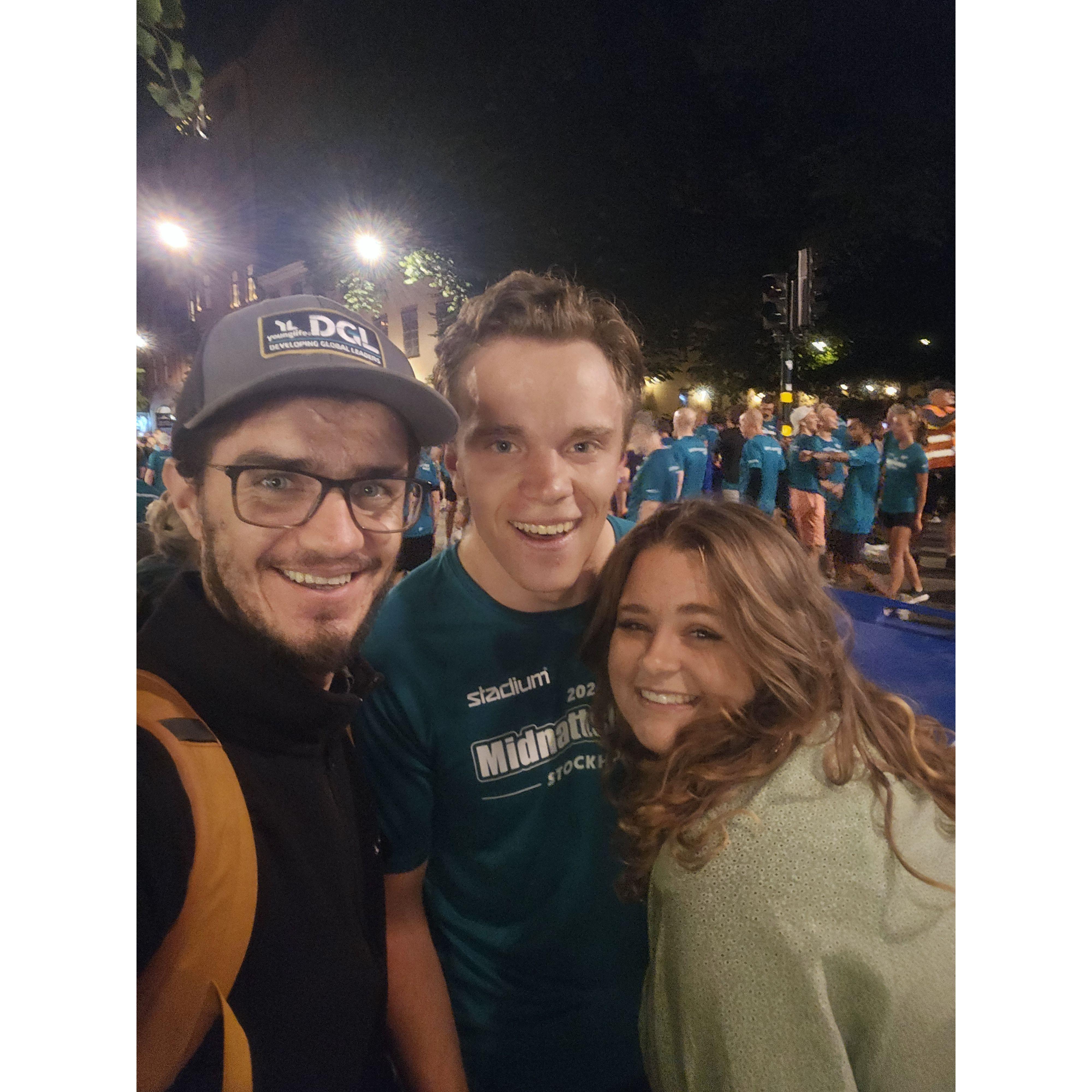 Supporting our friend George at his midnight race in Stockholm!