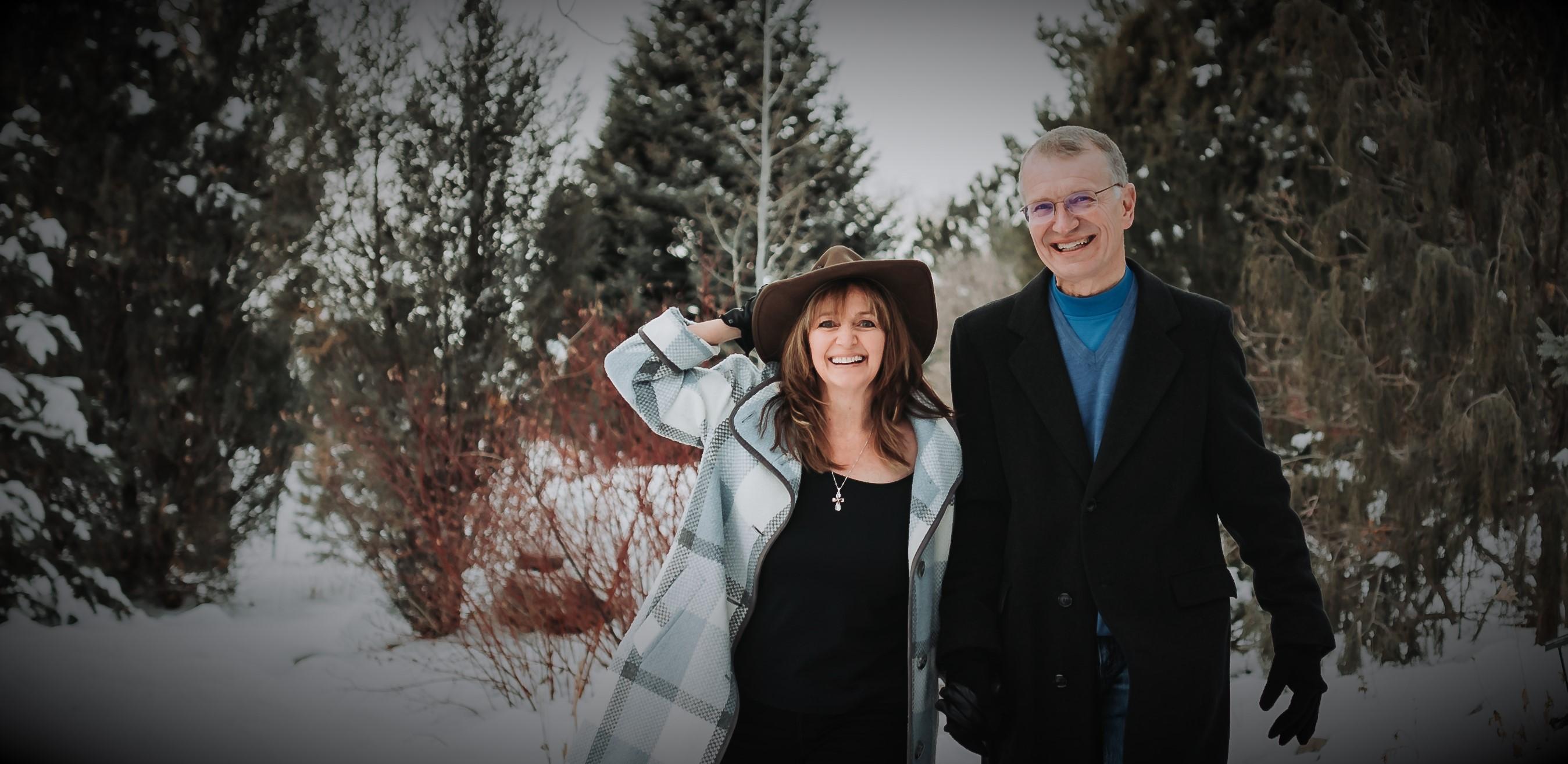 The Wedding Website of Laurie McLean and Mark Peterson