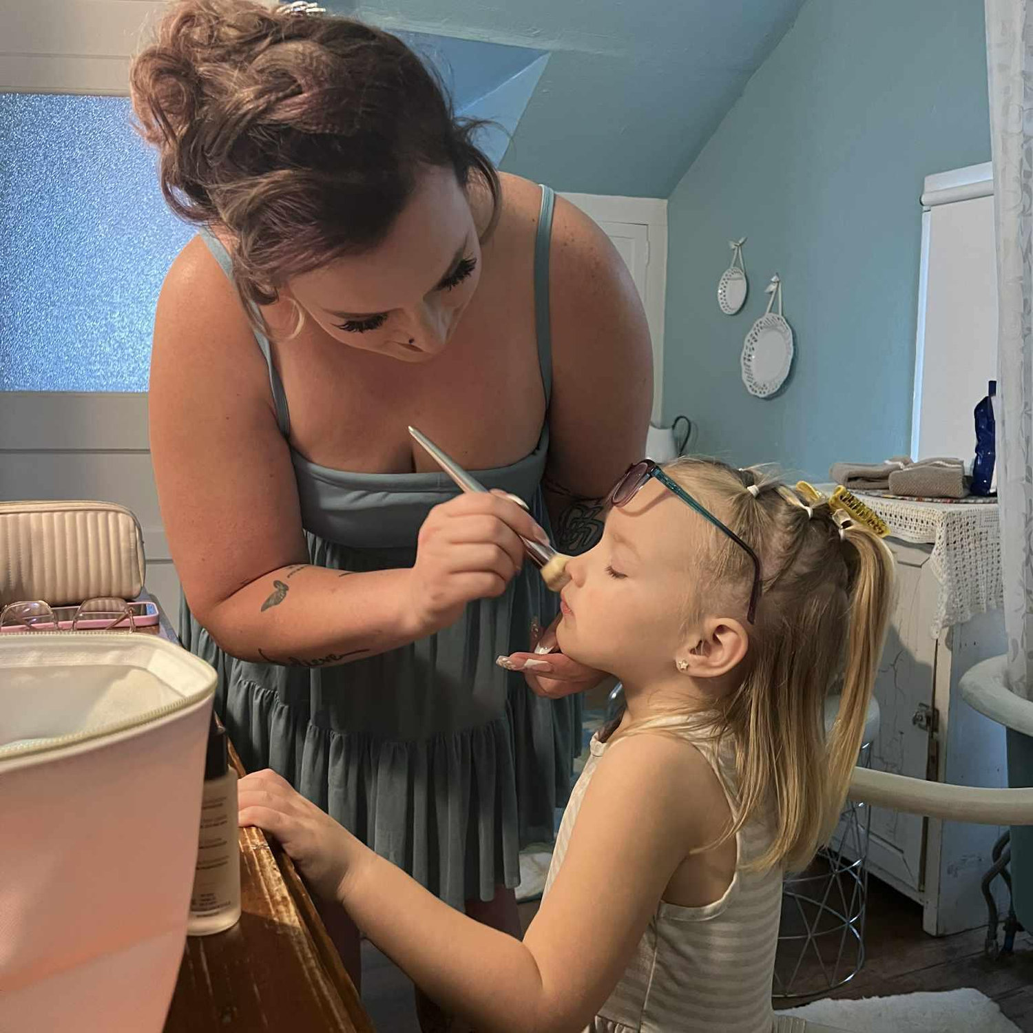 Doing flower girls makeup