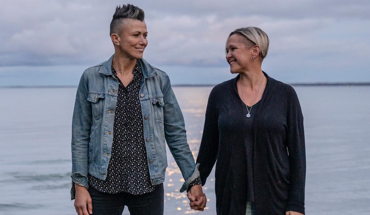 The Wedding Website of Amanda Knegje and Nichole Deschamps