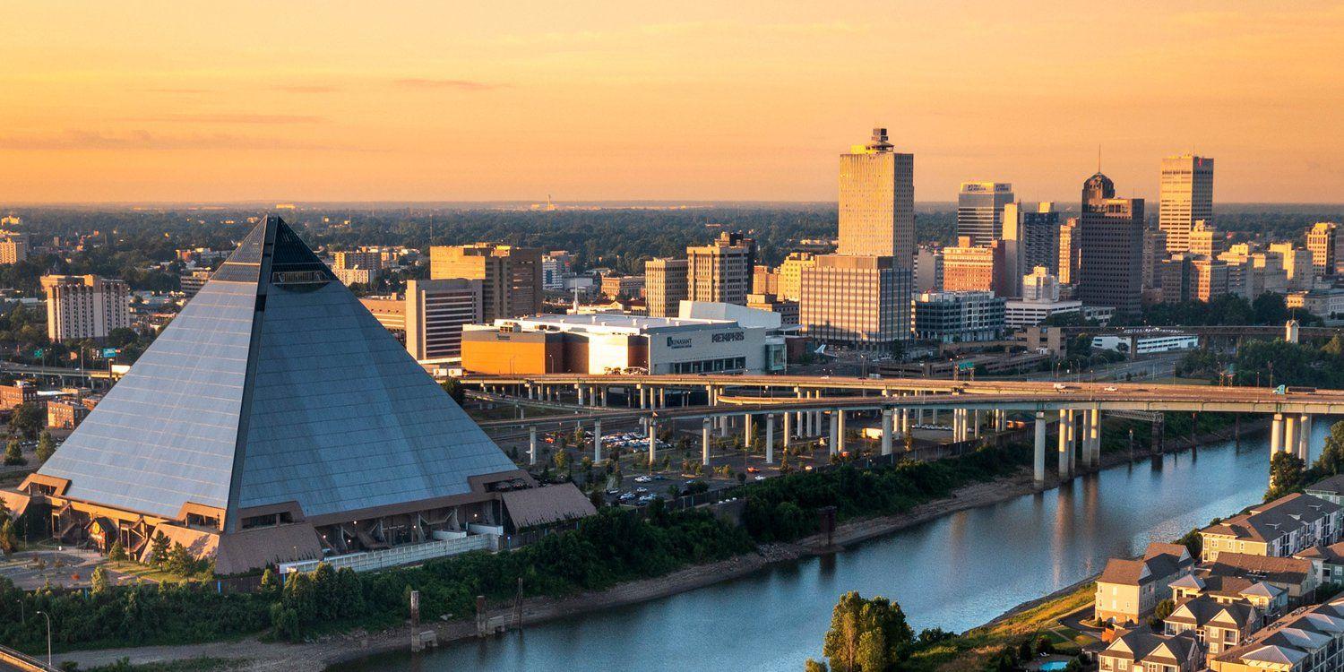 The Wedding Website of Emily Wos and Connor Earnest