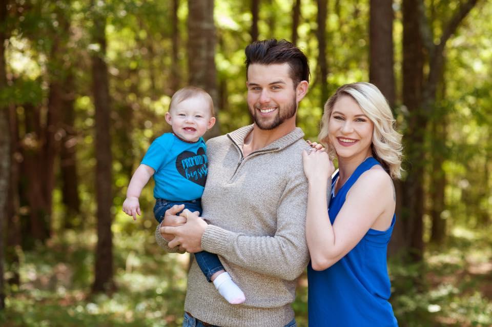The Wedding Website of Laura Robertson and Travis Turvin